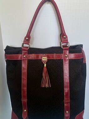 JNY Black Tote with Burgundy Trim and Tassel